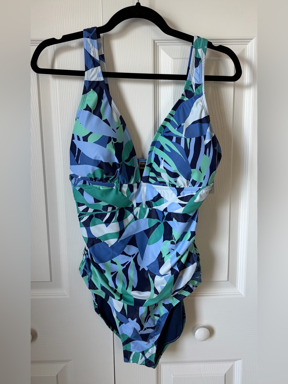 NWT- Kathy Ireland Size 12 Womens One Piece Swim Suit